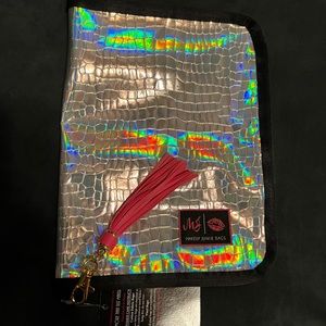 Makeup Junkie Brush Book- Holographic
